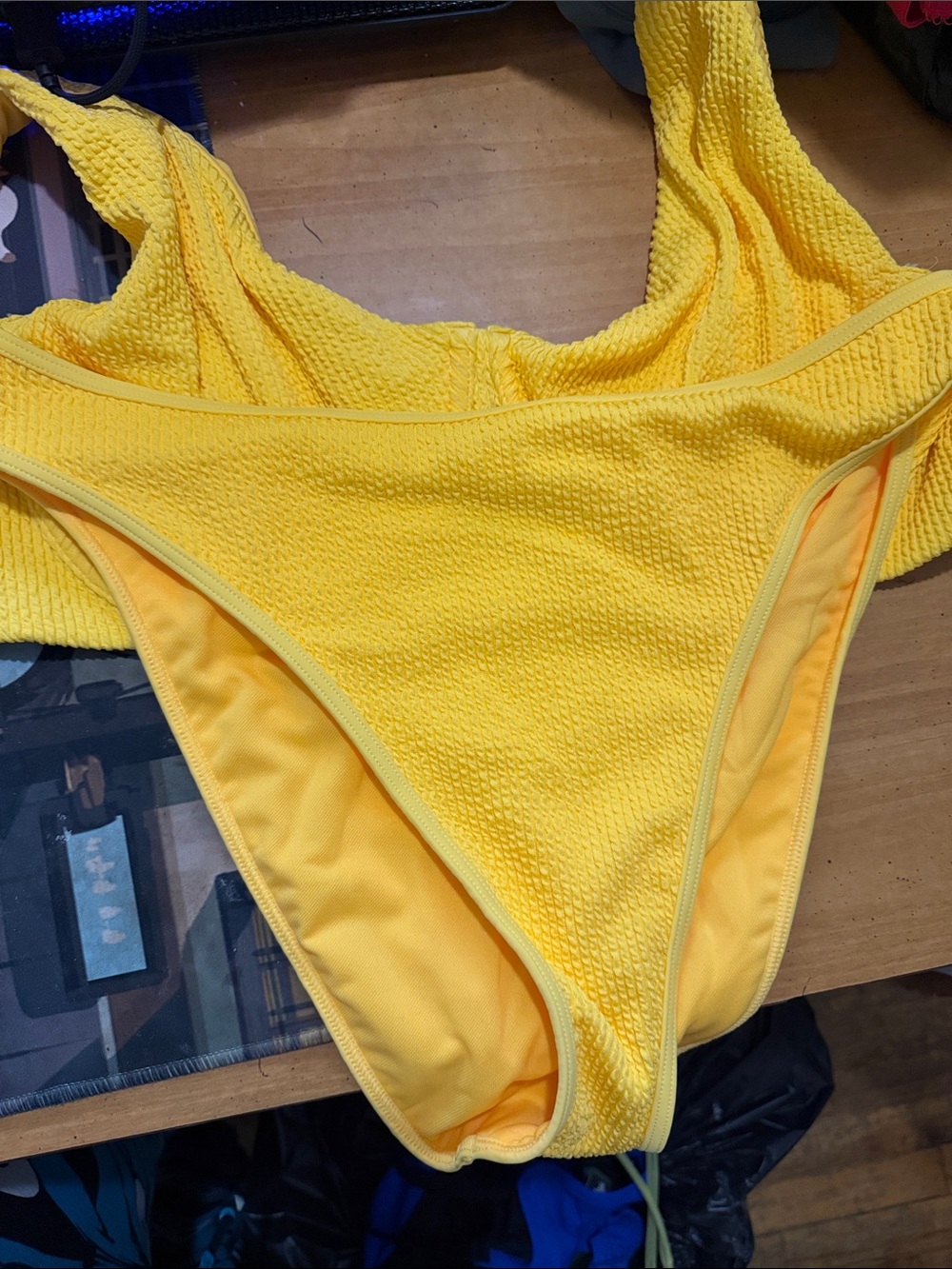Abercrombie and fitch swimsuit yellow (L) curve love